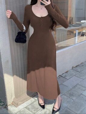 Dazy Scoop Neck Long Sleeve Maxi Dress in Chocolate Brown